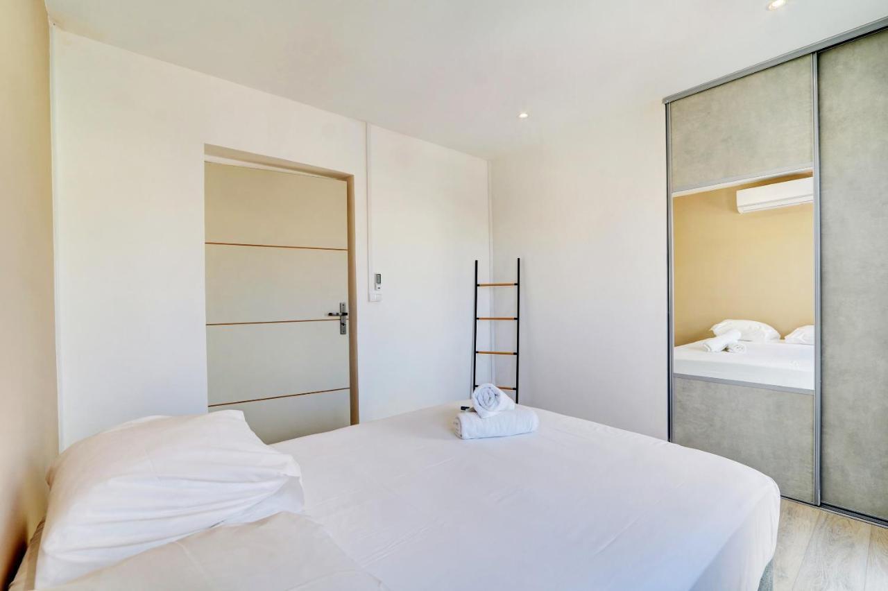 Appartement Le Yin - T3 Cosy & Moderne à Saint-Denis Extérieur photo