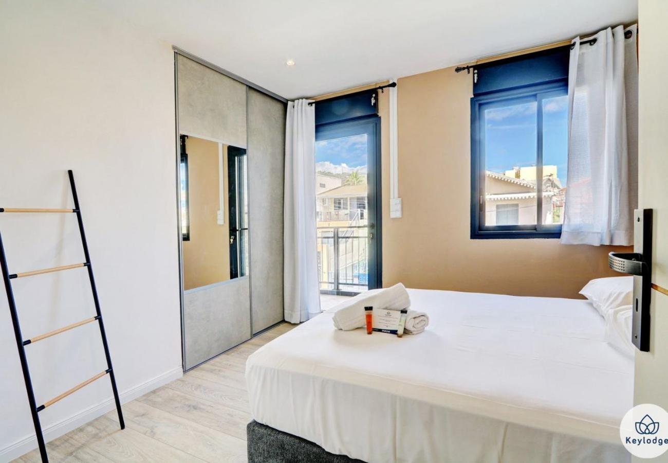 Appartement Le Yin - T3 Cosy & Moderne à Saint-Denis Extérieur photo